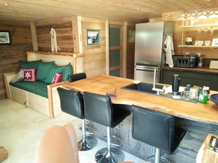 Appartement Le Refuge Du Poete à Saint-François-de-Sales Extérieur photo